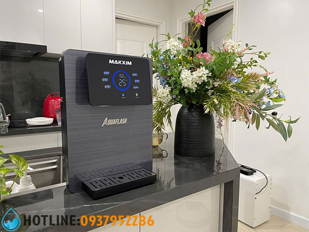 Máy Lọc Nước Nóng Lạnh Treo Tường Aqua Flash