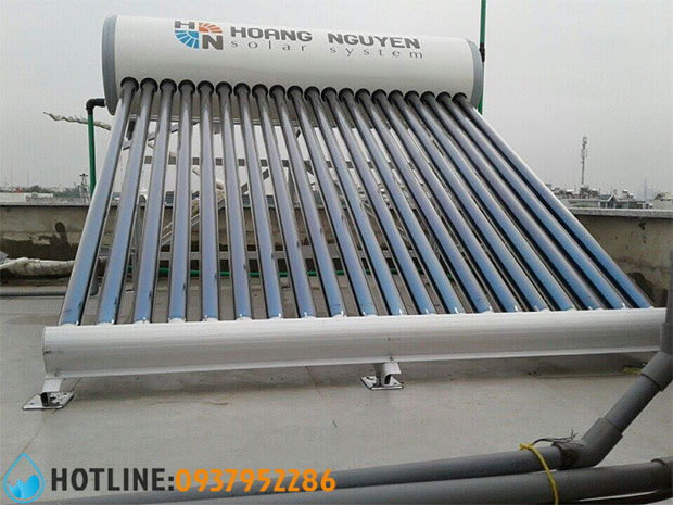Máy Nước Nóng Năng Lượng Mặt Trời Ống Thủy Tinh Hoàng Nguyên 200L