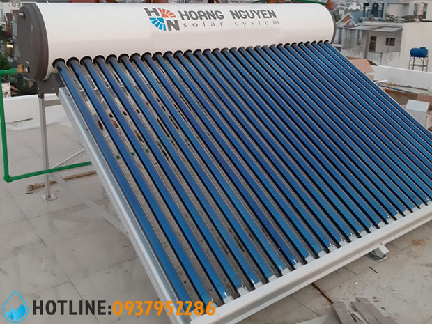 Máy Nước Nóng Năng Lượng Mặt Trời Ống Thủy Tinh Hoàng Nguyên 300L