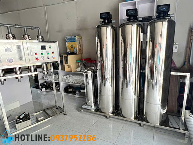 Thumbnail 2: Hệ Thống Lọc Nước Giếng Khoan 2 m3/h Auto Valve